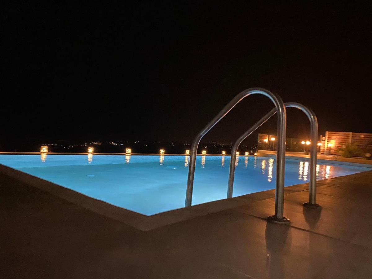 Eva Villas West With Infinity Pool & And Panoramic Sea View Йерані Екстер'єр фото